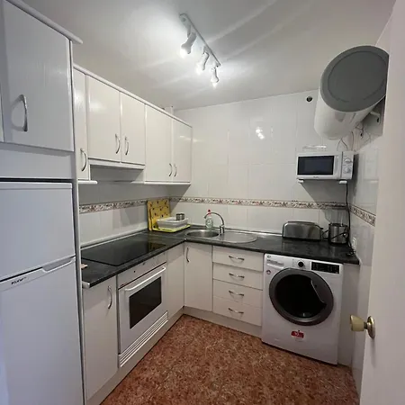 Lovely 2 Bedroom At 100 Meters From The Apartment
