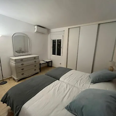 Lovely 2 Bedroom At 100 Meters From The Roquetas de Mar